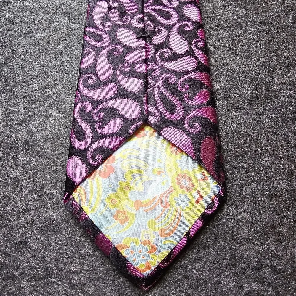 Ted Baker Tie 100% Italian Silk Paisley Purple Designer London Luxury USA 60